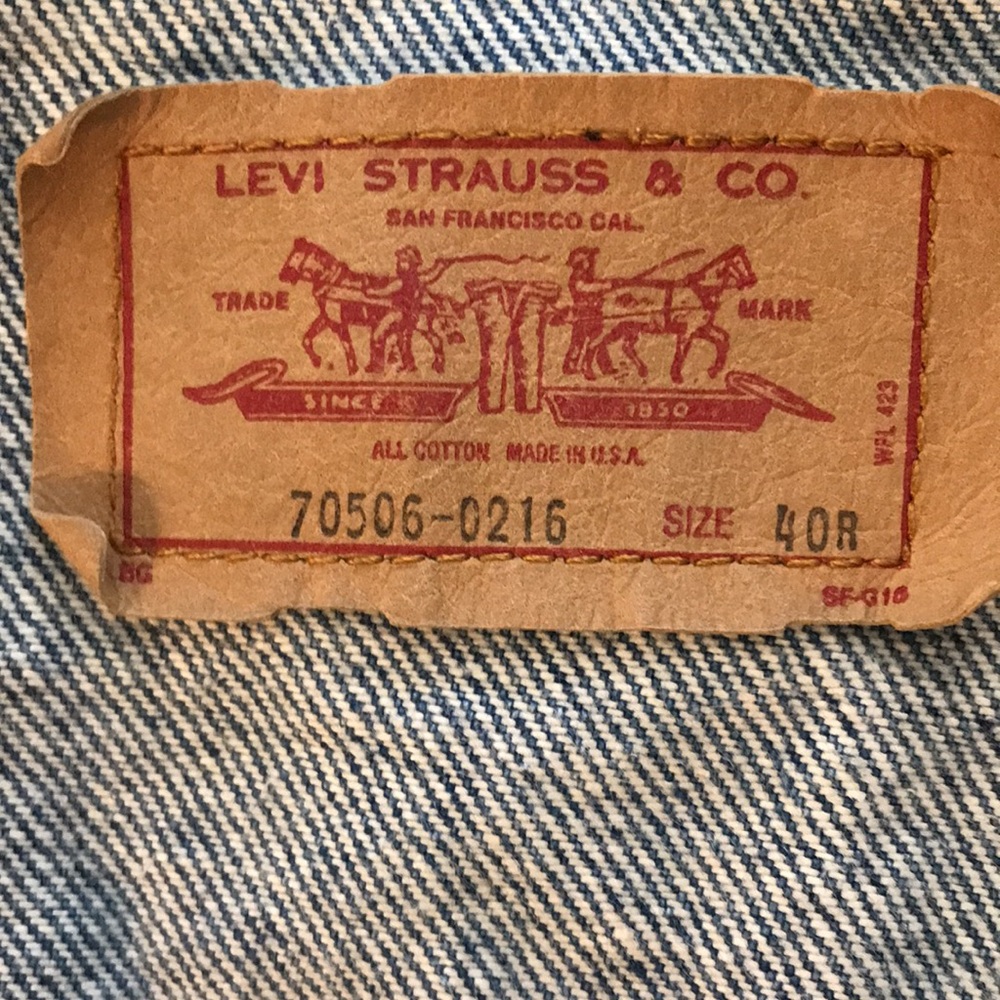 Vintage Levi Strauss Levi’s Blue Denim Trucker Jacket Coat Size M 40 R… - Picture 6 of 16